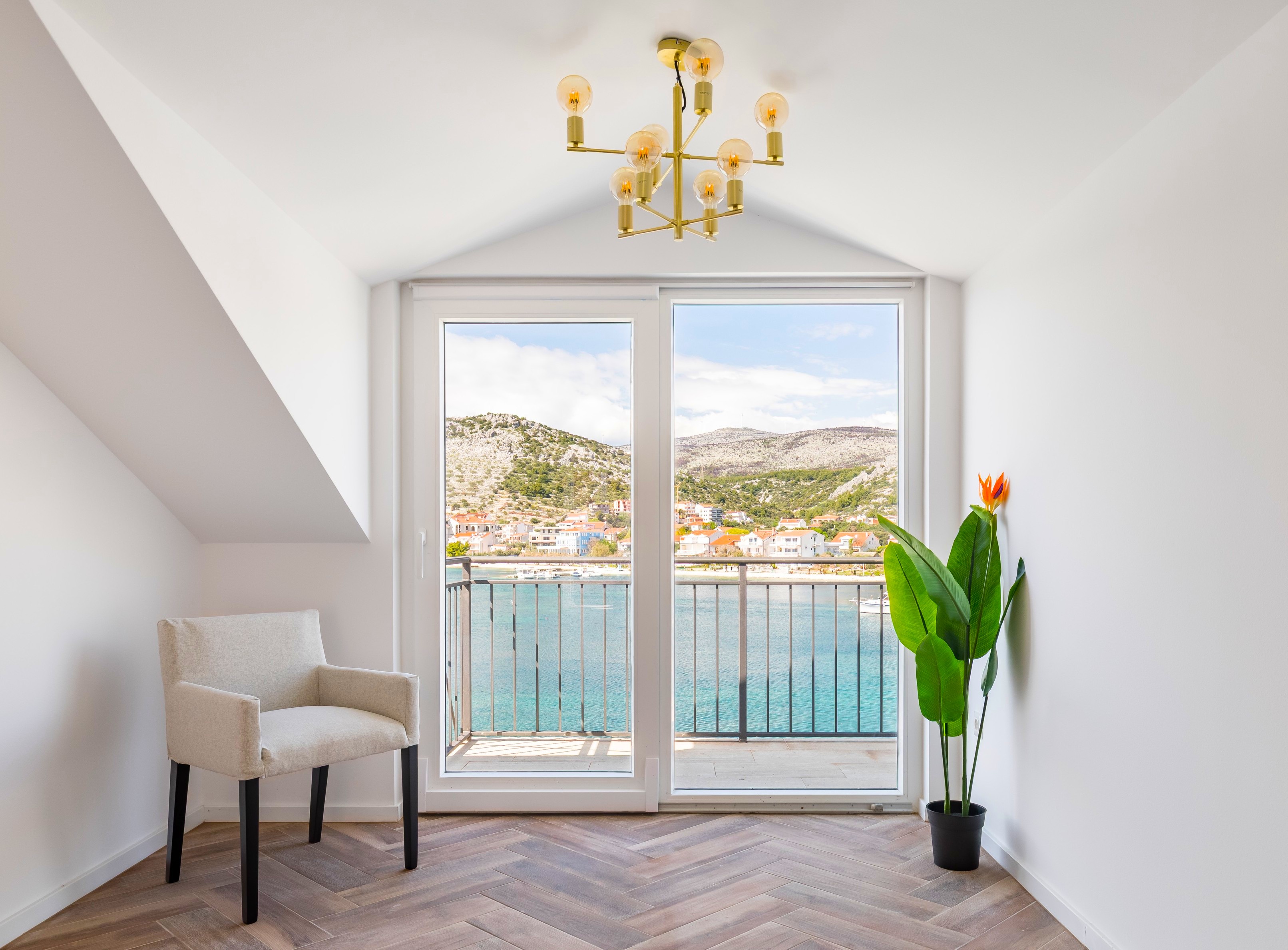 A Guide for Property Owners: Renting Out Your Villa in Dalmatia Without Depending on Agencies or Platforms
